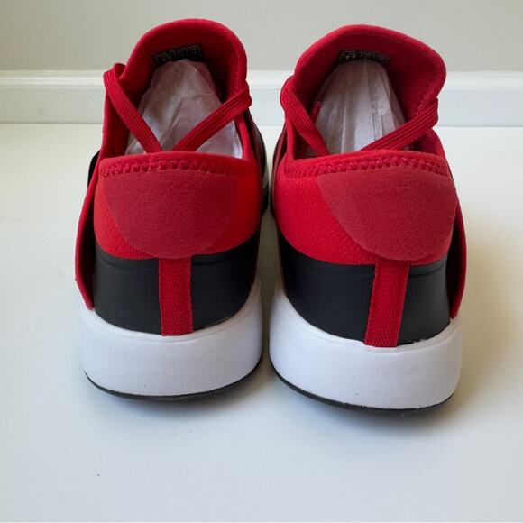 Sea-Doo Water Shoes in Red Black jet ski Sneakers water sports drain holes mesh - Picture 11 of 16